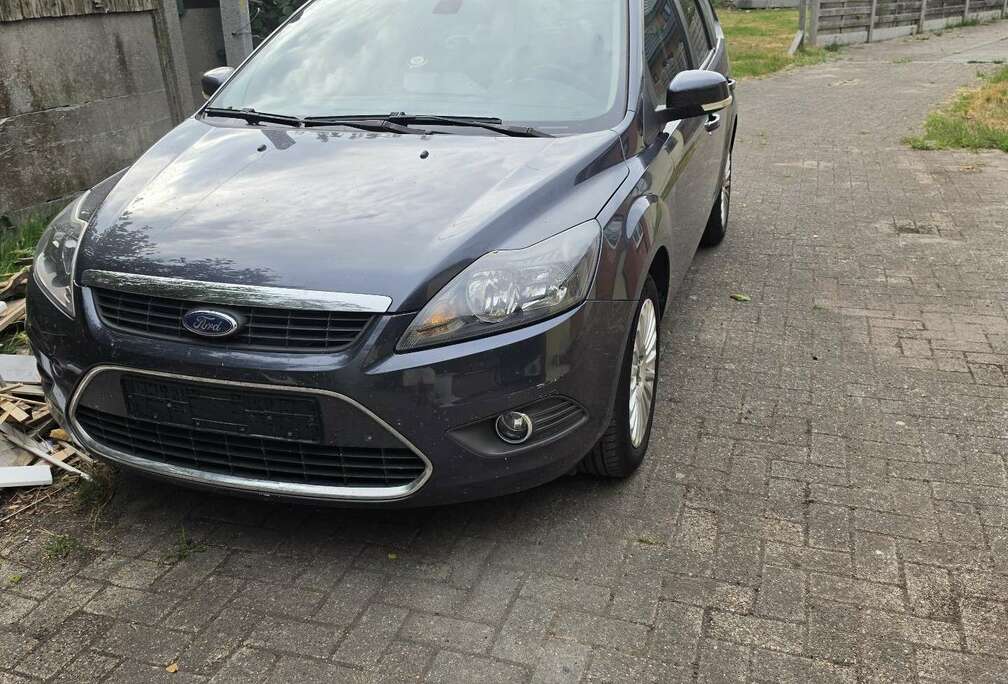 Ford 1.8Ti-VCT Ghia