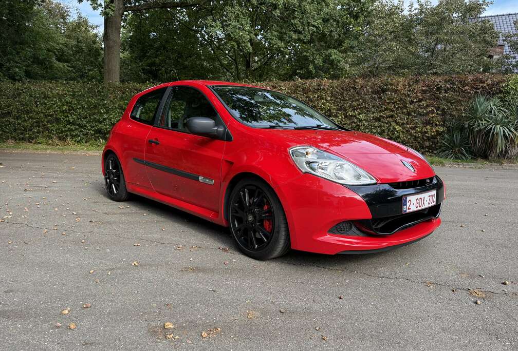 Renault RS 2.0i Sport Cup