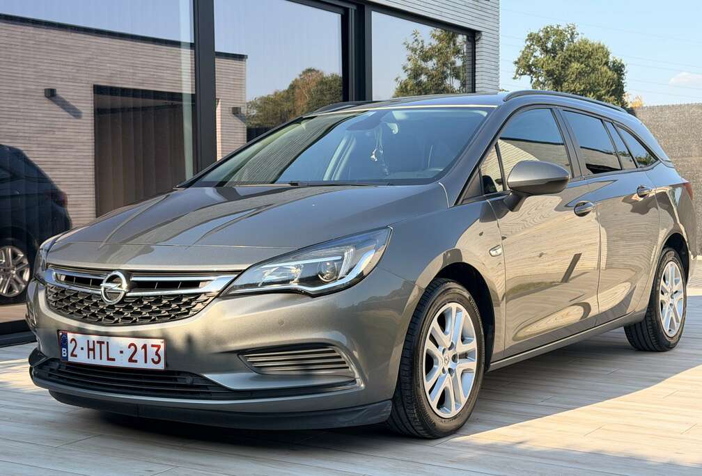 Opel 1.6 D (CDTI) Sports Tourer Edition