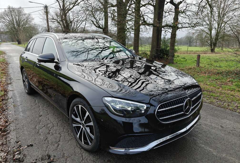 Mercedes-Benz E 300 e PHEV