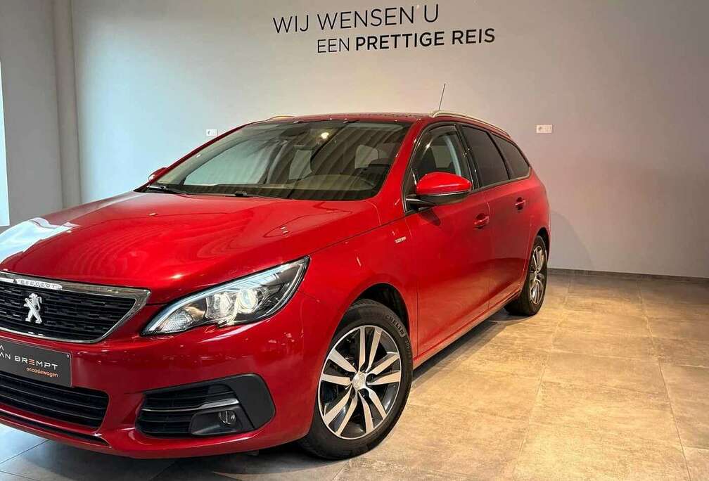 Peugeot SW 1.2 Style PARKSENS+CAM