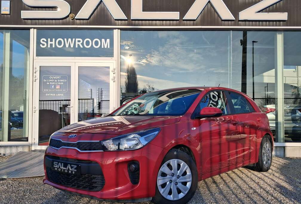 Kia Rio 1.2 Attract / NAVI / CAMERA / CARPLAY / USB