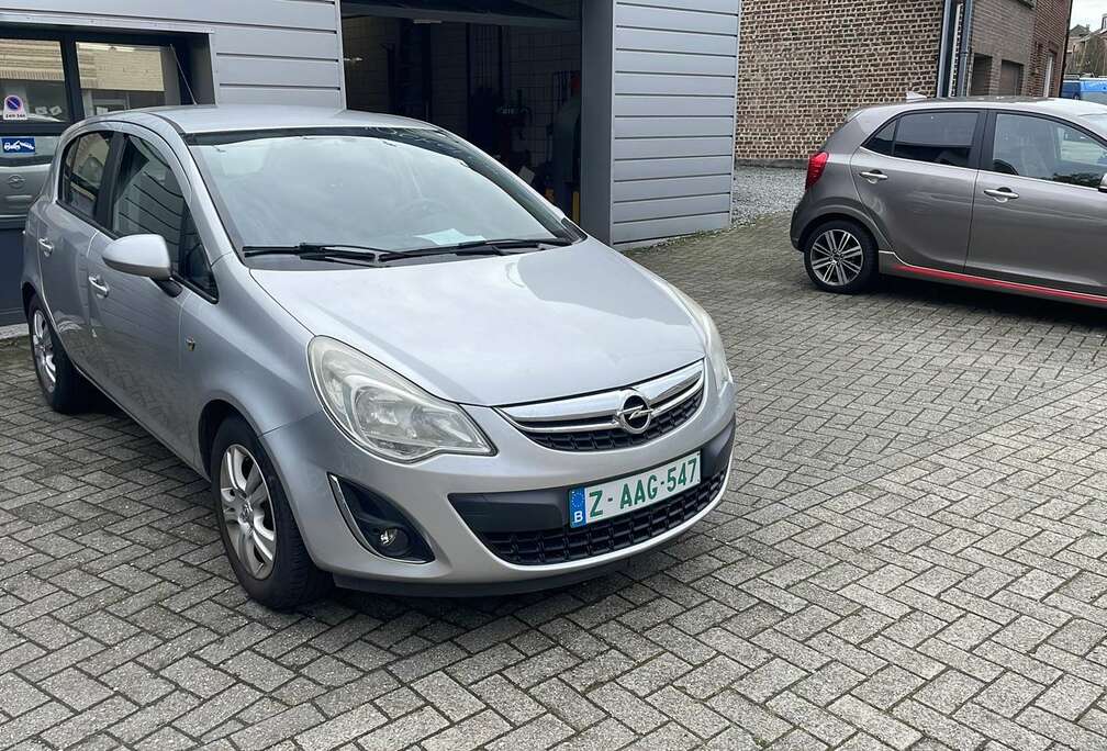 Opel Corsa 1.2 ,1ER PROP,CARNET ENT,AUTOMATIQUE,AIR CO.