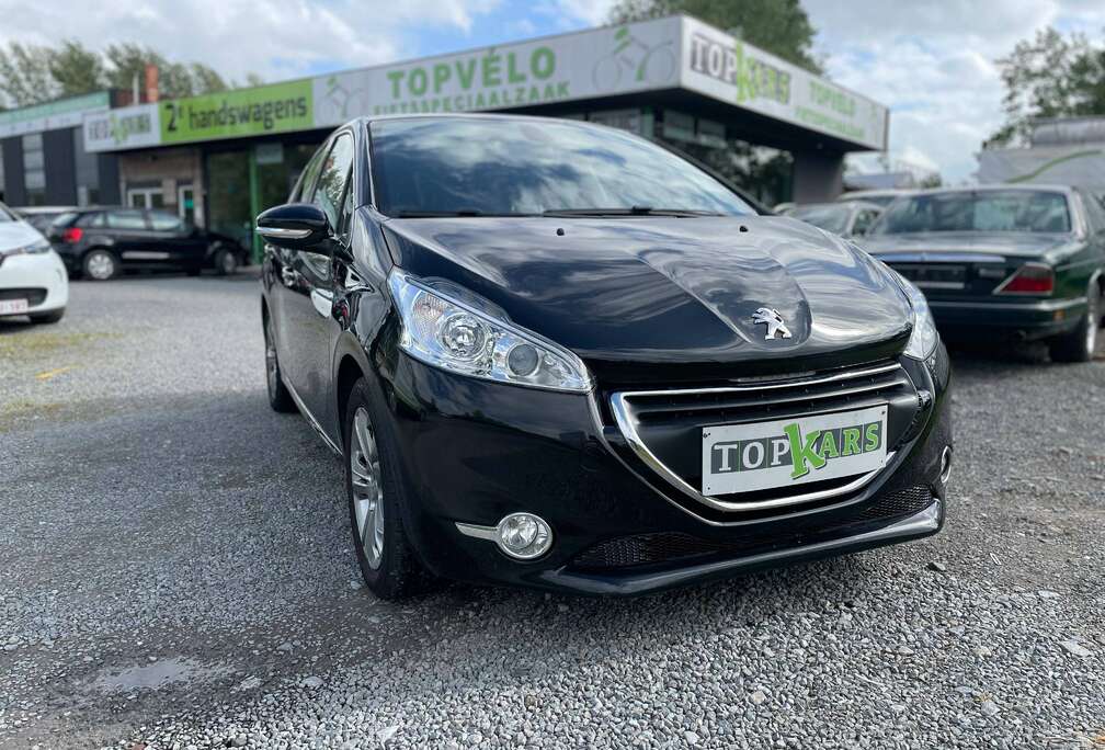 Peugeot 208 1.2i Active