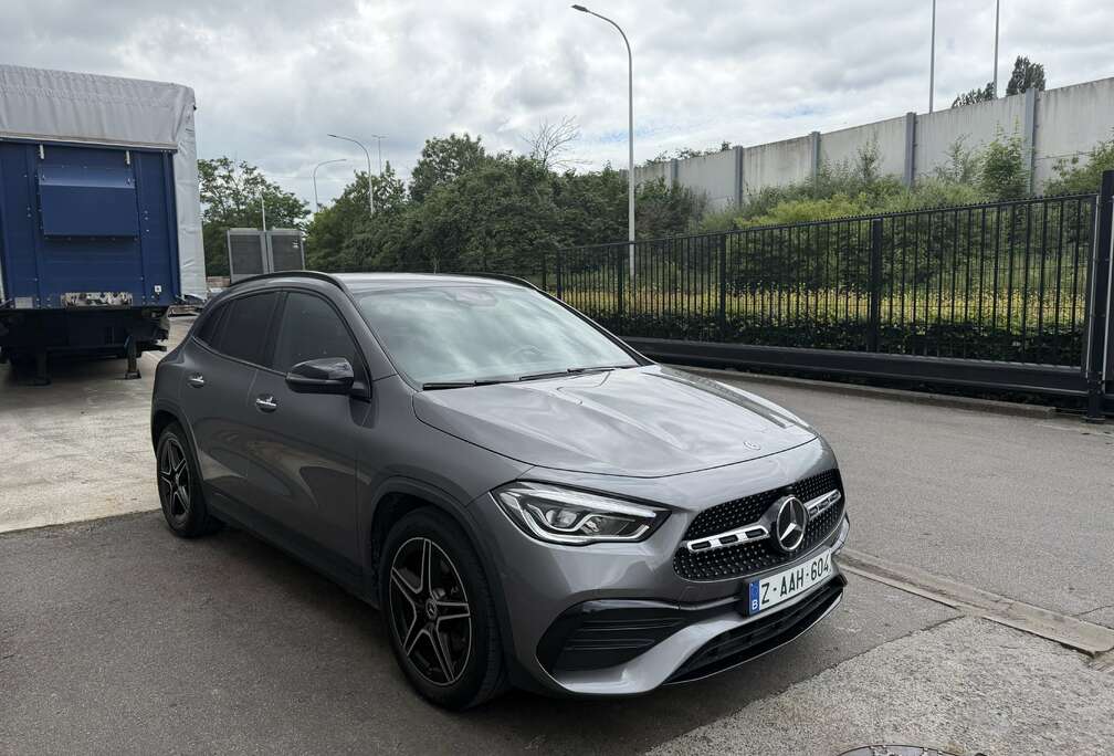 Mercedes-Benz GLA 200 d AMG Line
