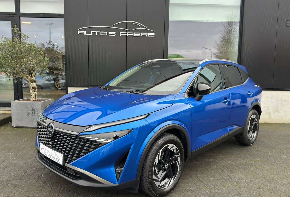 Nissan 1.3 DIG-T MHEV Xtronic N-Connecta PANODAK