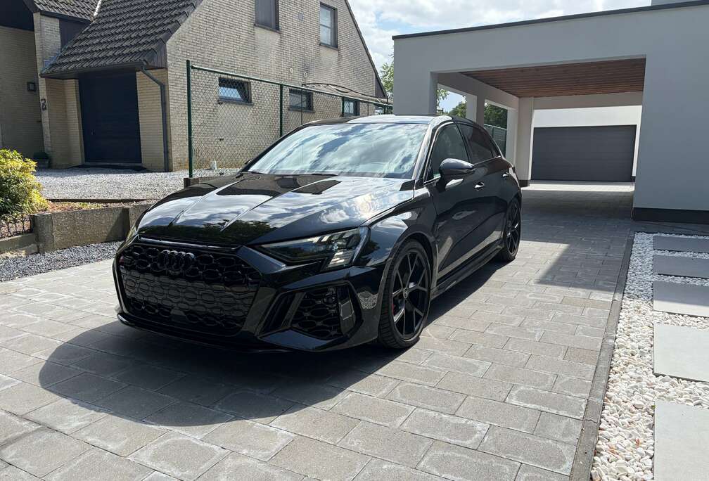 Audi RS3 Sedan 2.5 TFSI Quattro S tronic