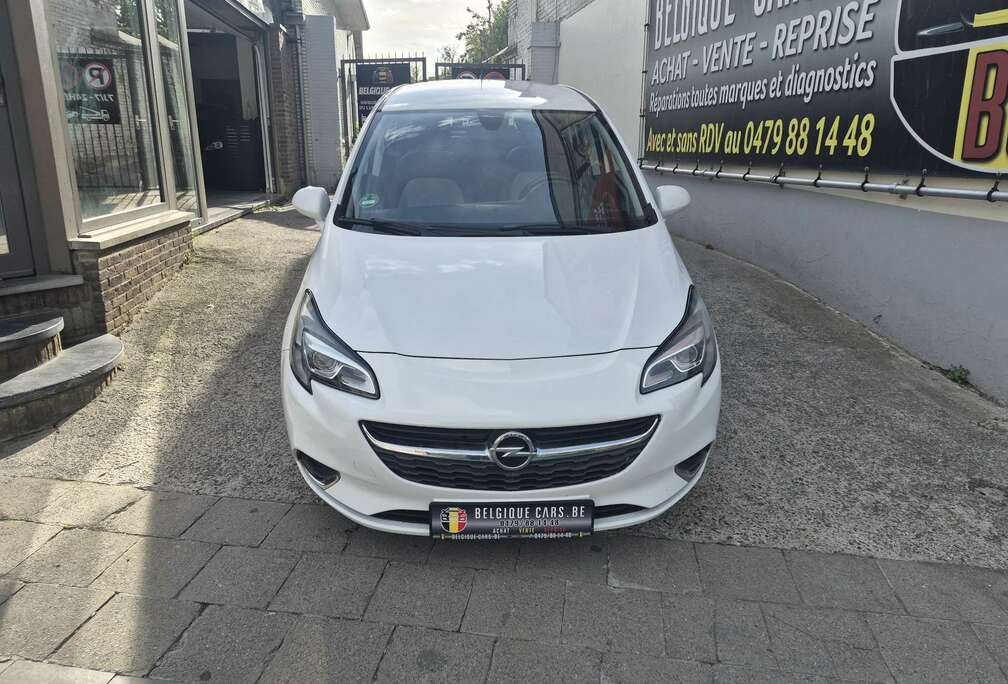 Opel Corsa 1.4i Essentia