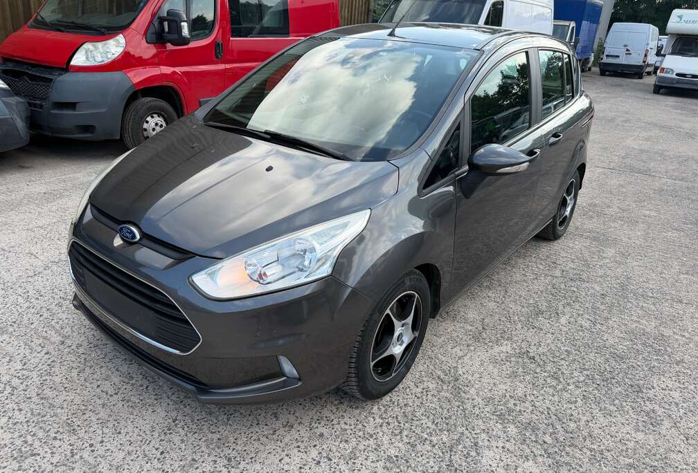 Ford 1.6i Ti-VCT Trend PowerShift