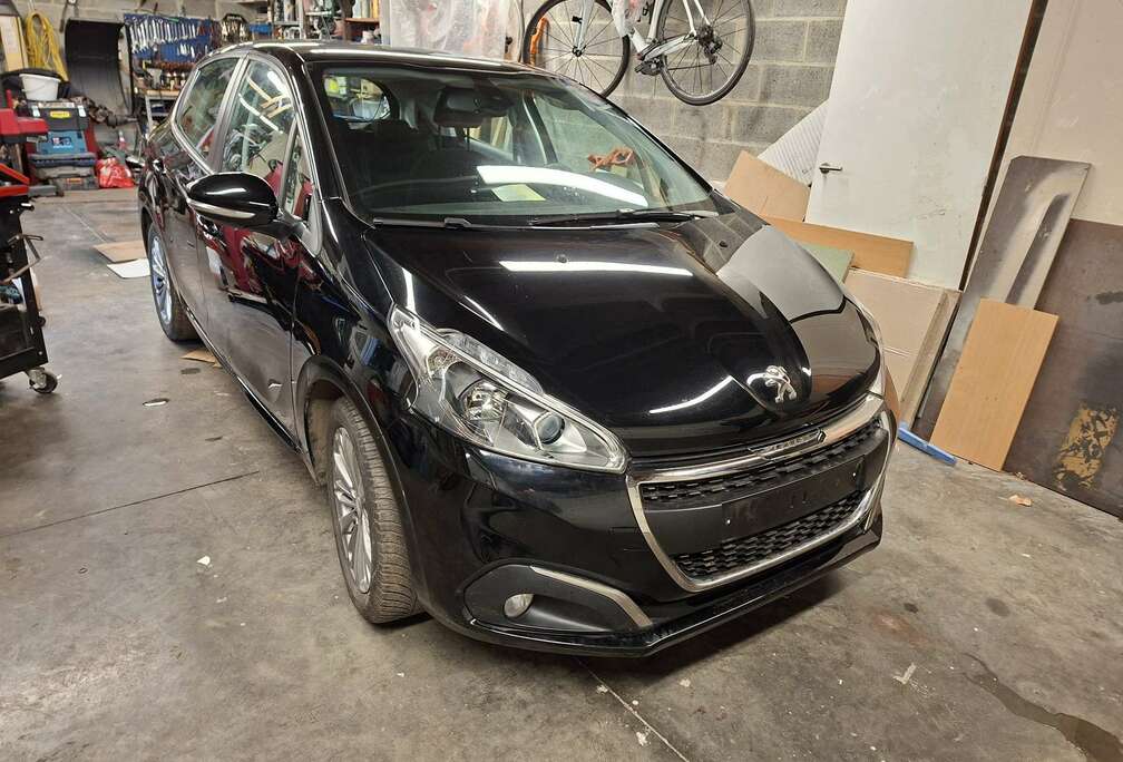 Peugeot 1.2i PureTech Style