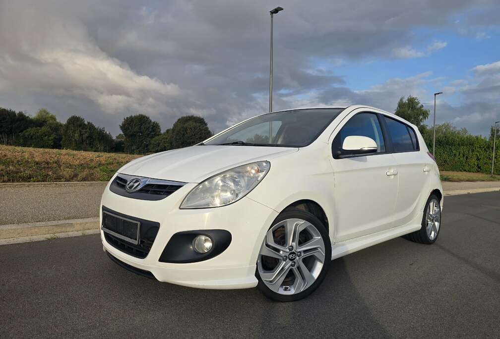 Hyundai i20 1.2i version sport