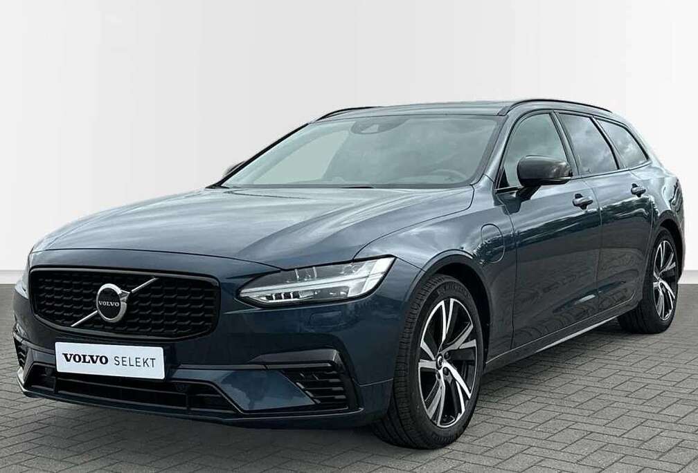 Volvo T8 AWD plug-in hybrid  Recharge R-Design