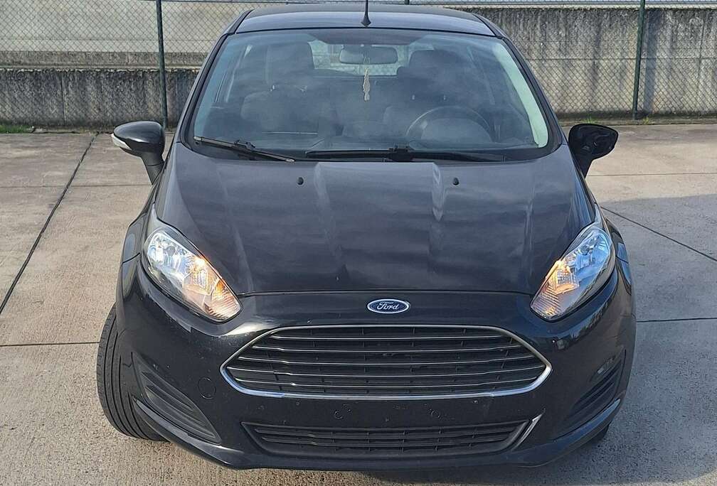 Ford 1.5 TDCi 1/2014 facelift met AIRCO EN NAVIGATIE