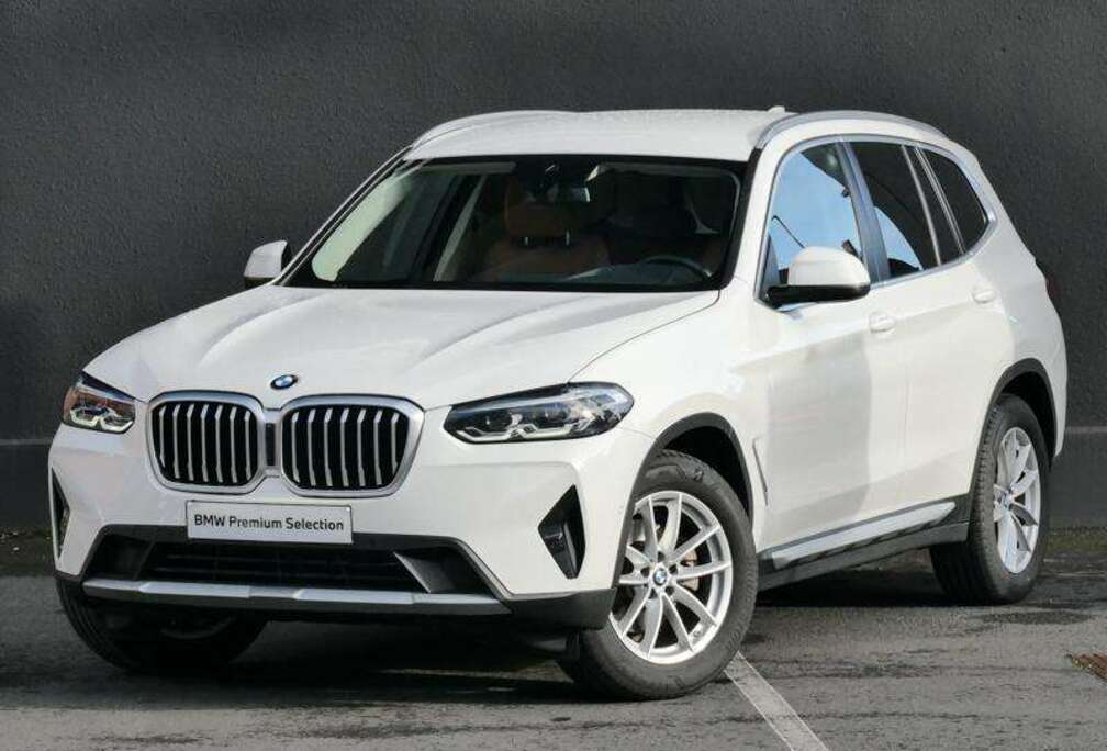 BMW xDrive20iA  CAMERA  HIFI  LED