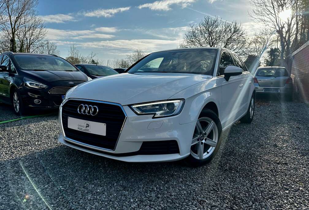 Audi Sportback 1.6 TDi Sport / TOIT OUVRANT / ALCANTARA