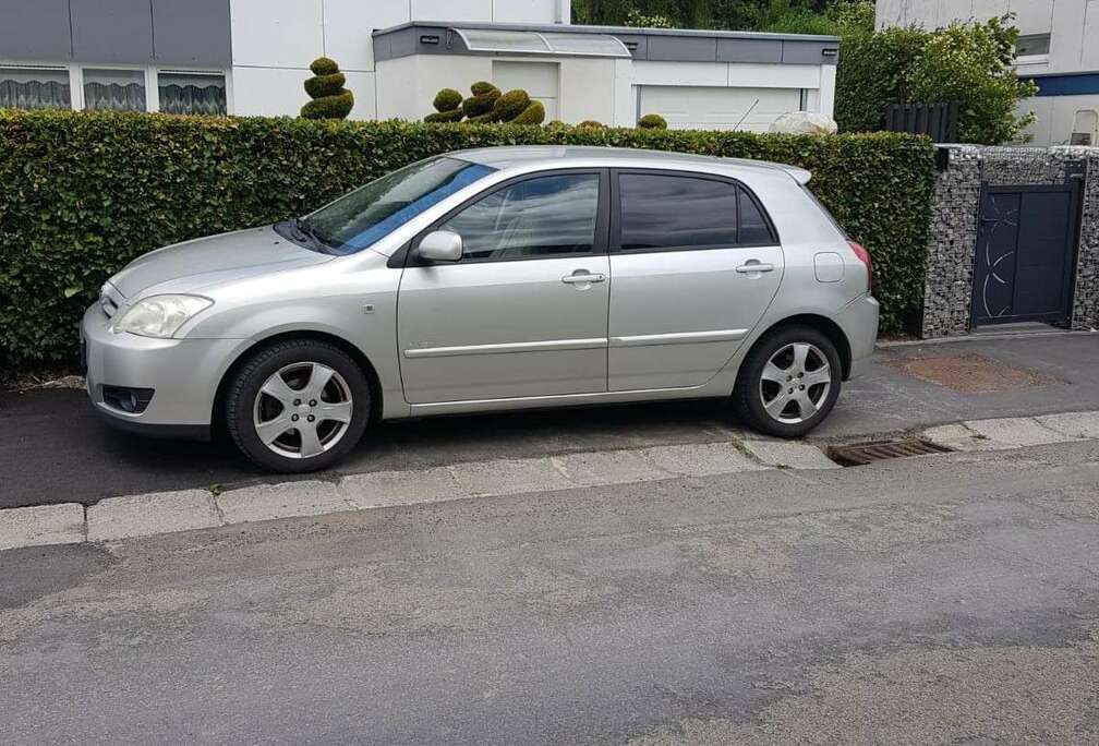 Toyota 1.4 D-4D Multi-Mode silver line