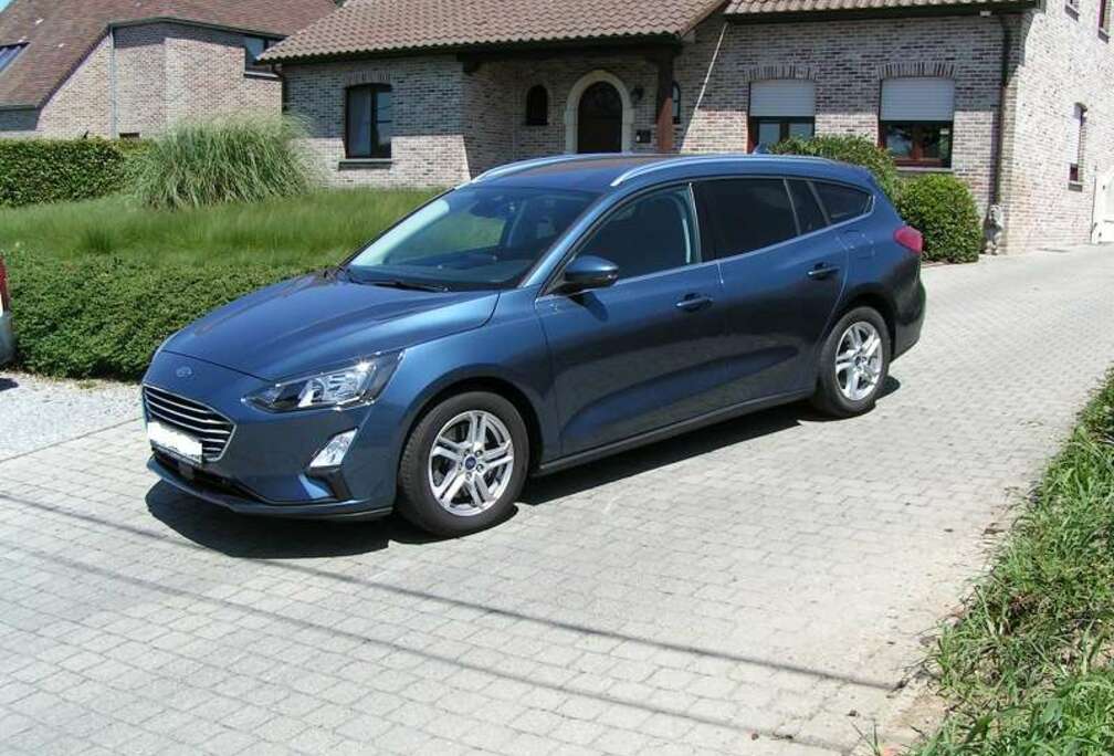 Ford Focus 1.0 EcoBoost Connected (EU6d)