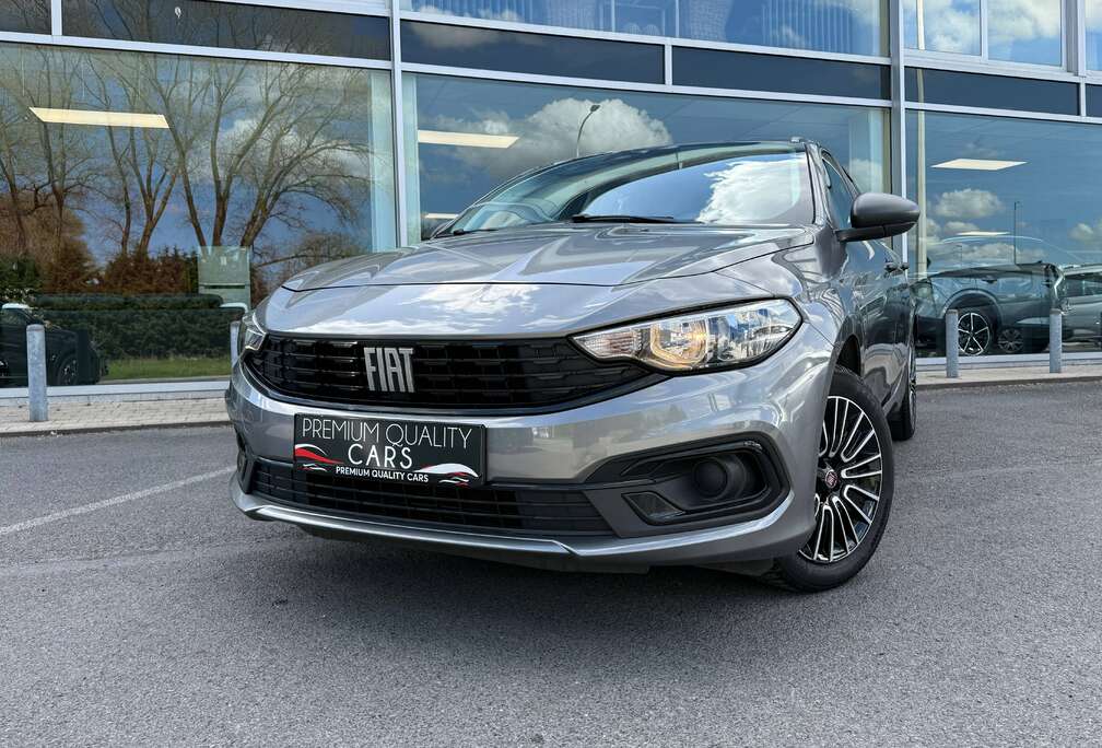 Fiat BREAK / CARPLAY / AIRCO / NAVIGATIE / CRUISECONTROLE /
