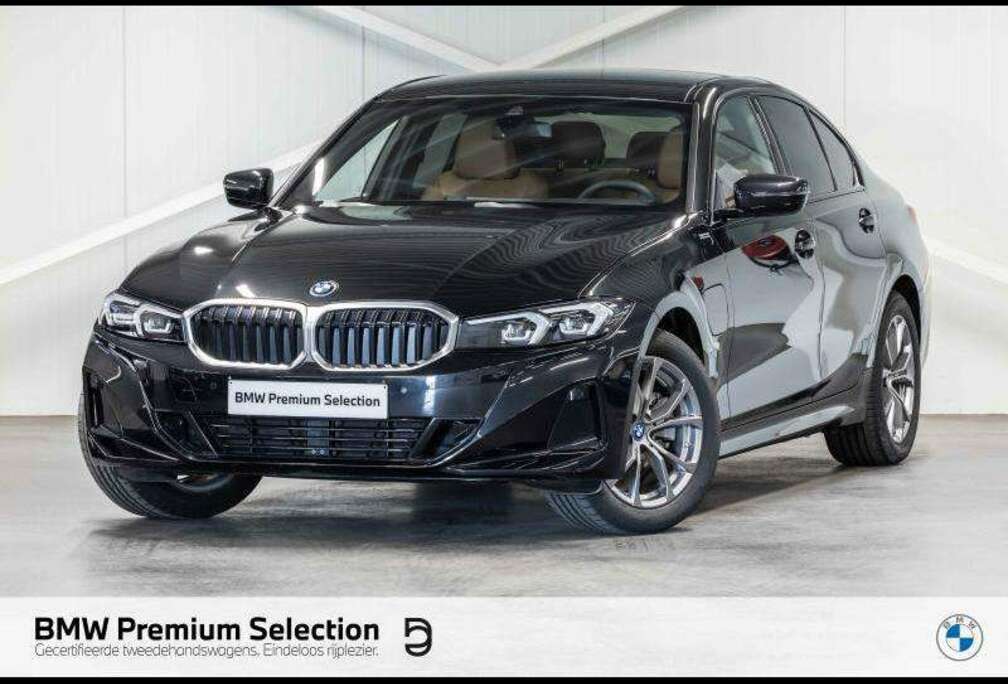 BMW 320e  HIFI PARK ASSIST