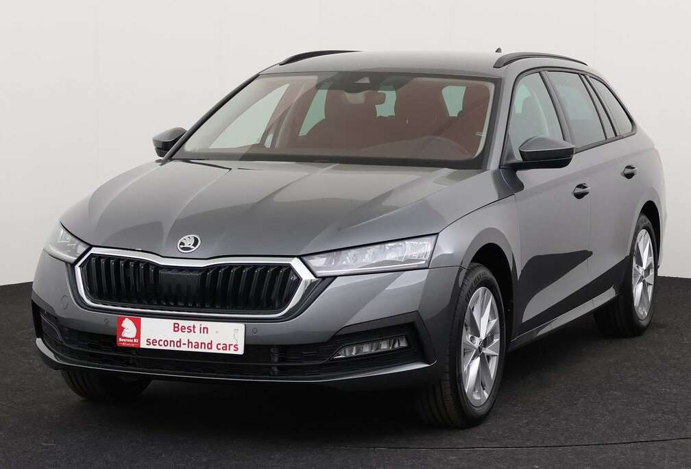 Skoda 1.5 TSI AMBITION COMBI + A/T + CARPLAY + CAMERA +