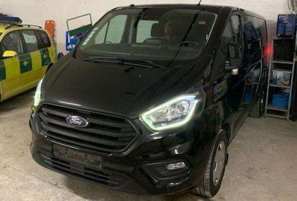 Ford double cab 5 places avec boite auto