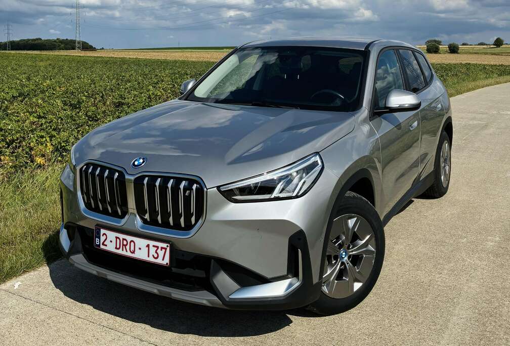 BMW iX1 66.5 kWh xDrive30