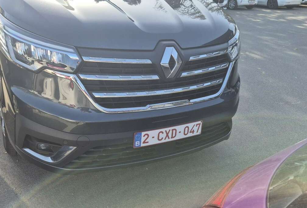 Renault 2.0 dCi 29 L1H1 Grand Confort EDC (EU6d)