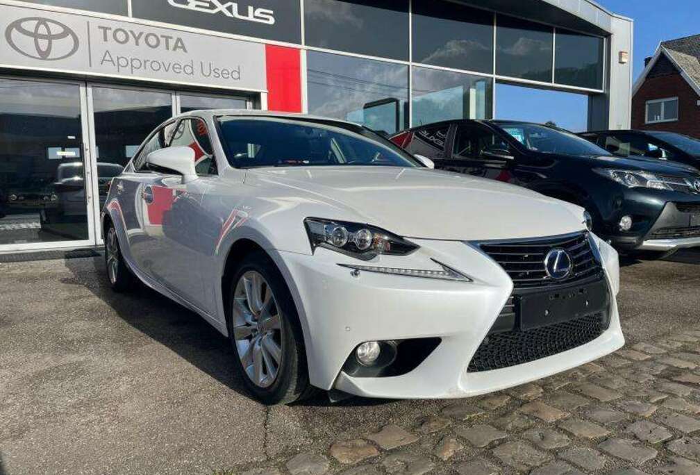 Lexus Privilege Line