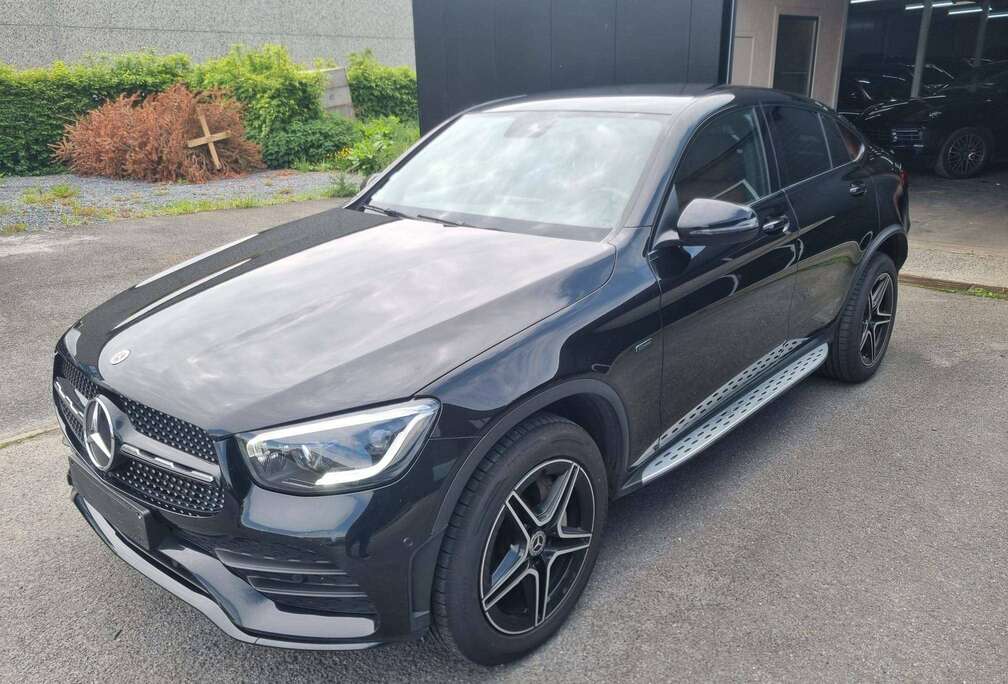 Mercedes-Benz de Coupé - 4 Matic - AMG & Night Package - Leather seats + Electric & memory package - Virtual Cockpit - Camera - [TVA]