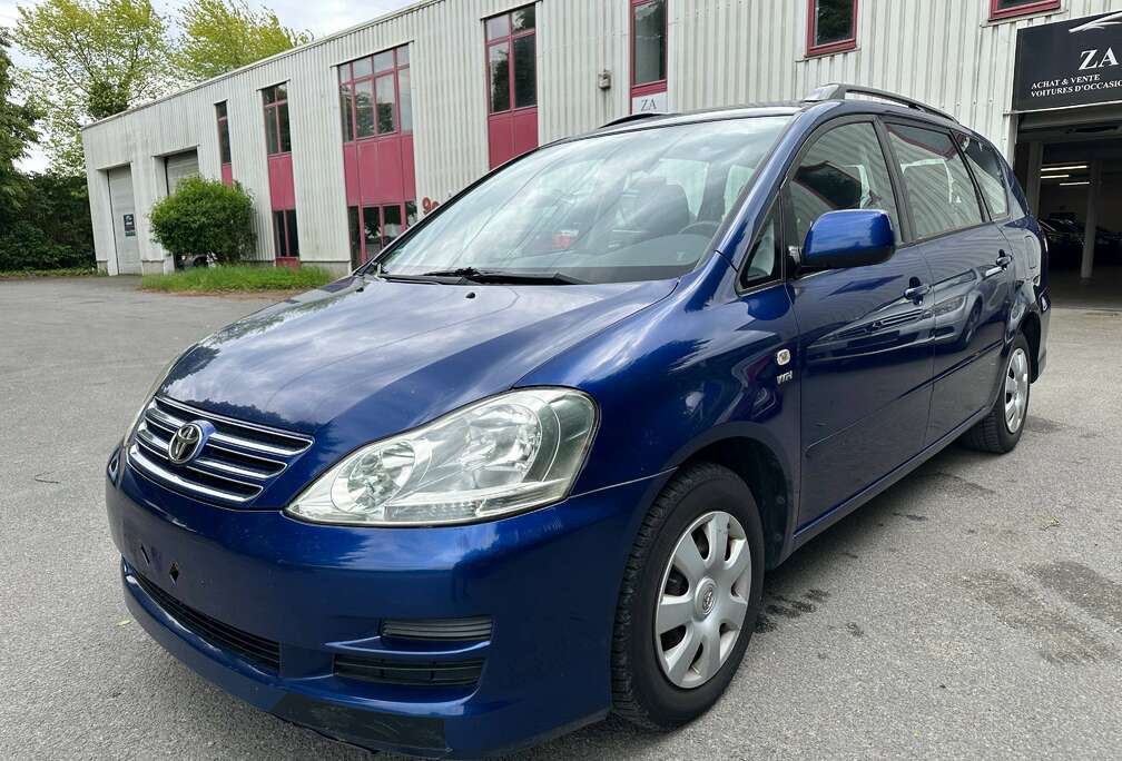 Toyota Avensis Verso 2.0i VVT-i 16v D4 Linea Sol 7pl.