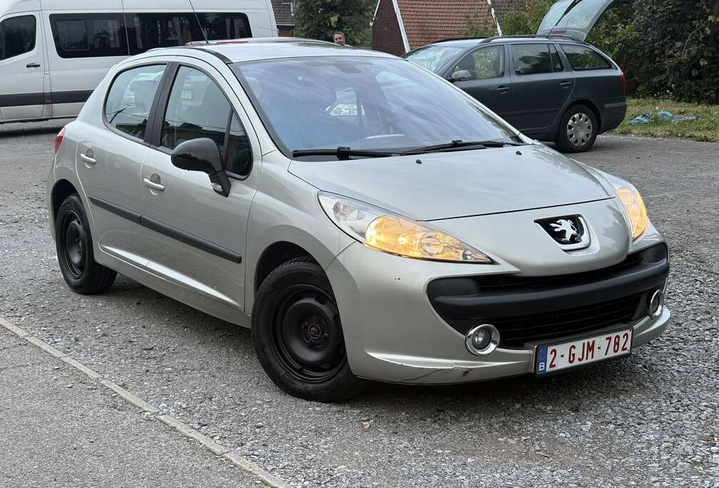 Peugeot 1.4i 16v Sporty