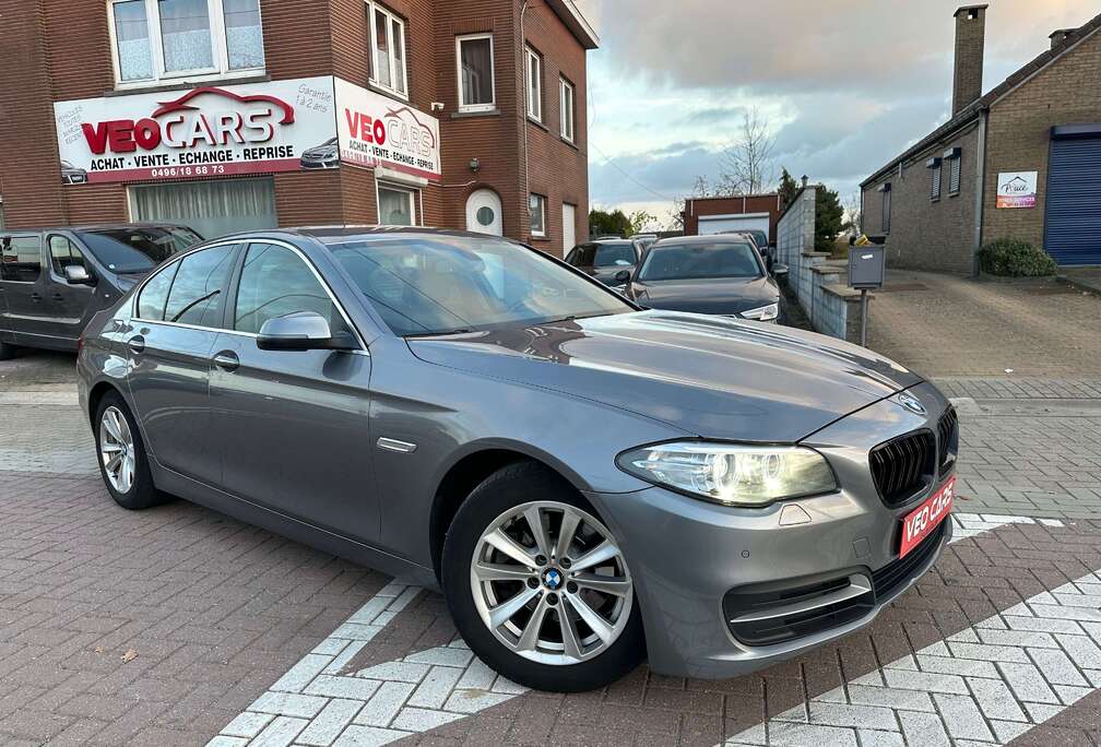 BMW dA Auto. Euro 6B / GPS LED Cuir Capteurs Cruise