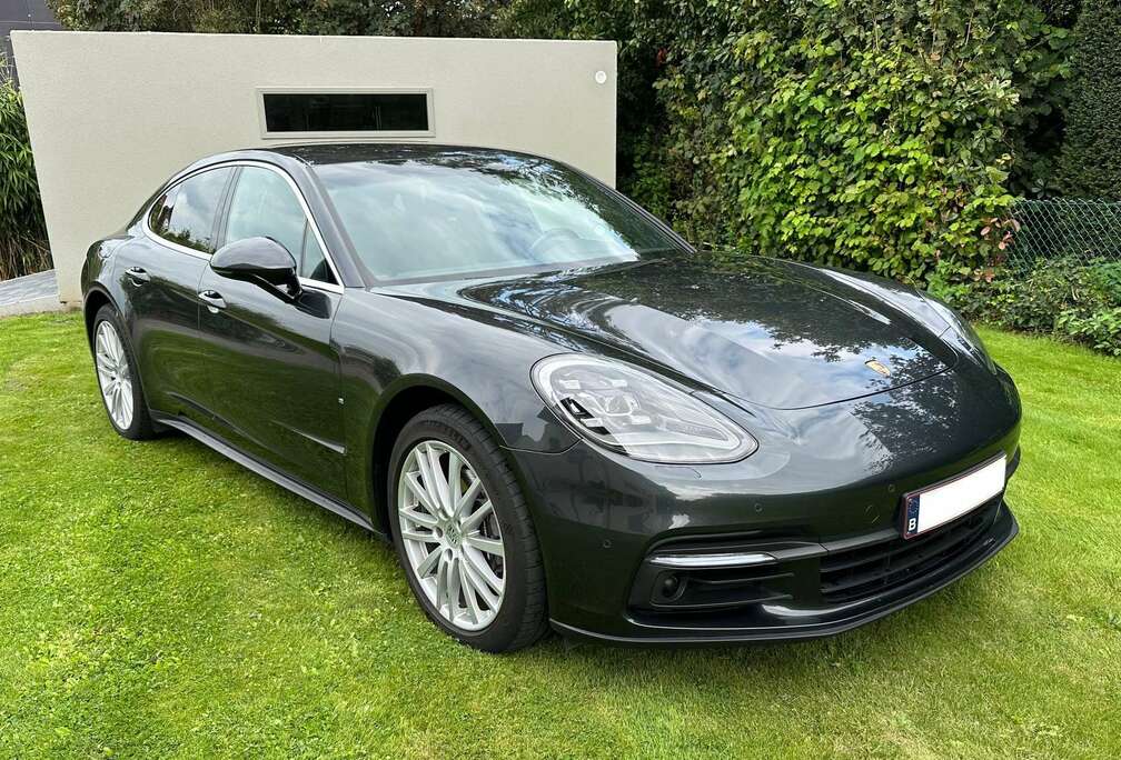 Porsche 4+3.0+V6+Turbo+PDK