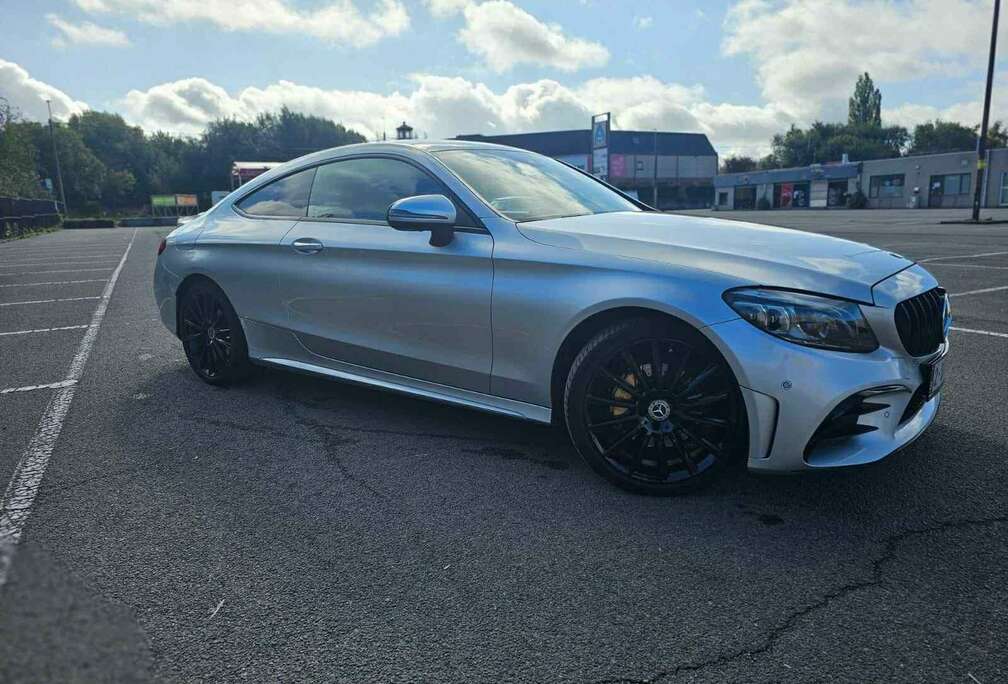 Mercedes-Benz Coupe C 200 MHE