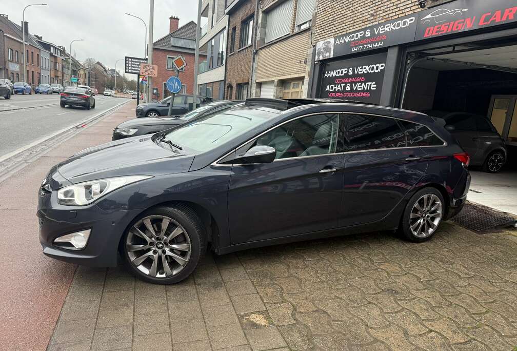 Hyundai i40 SW 1.7 CRDi Executive Panorama Navi Camera Cru