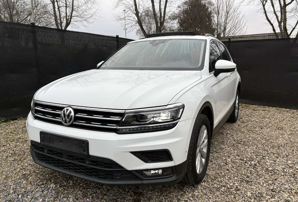 Volkswagen Tiguan 1.4 TSI ACT / 1e PROP- NAVI-PANO-CAM-EUR6B/