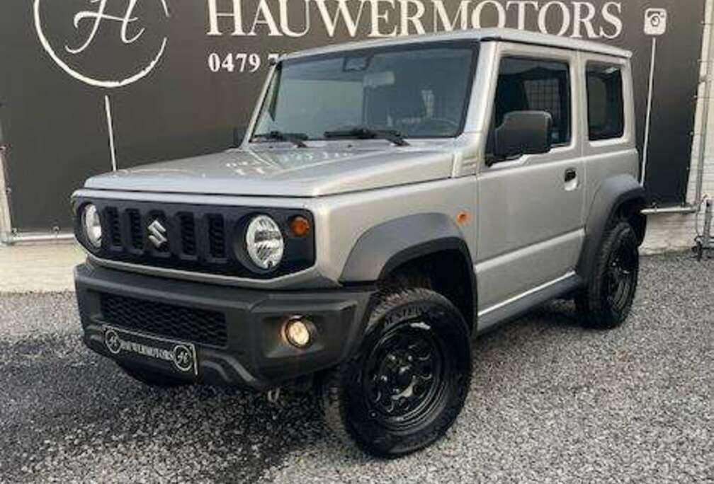 Suzuki Jimny 1.5i 4x4 GLX