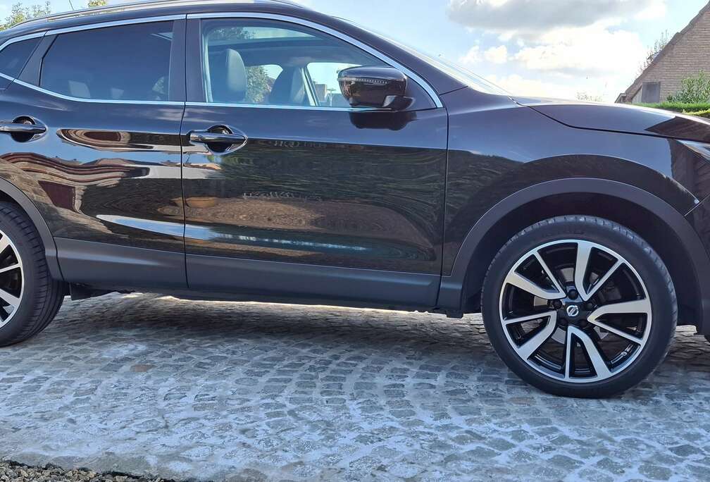 Nissan Qashqai 1.6 DIG-T TEKNA