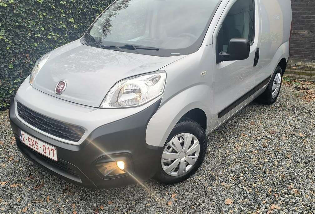 Fiat Fiorino 1.4i Navi-PDC-Airco-Trekhaak-14000km-TOP