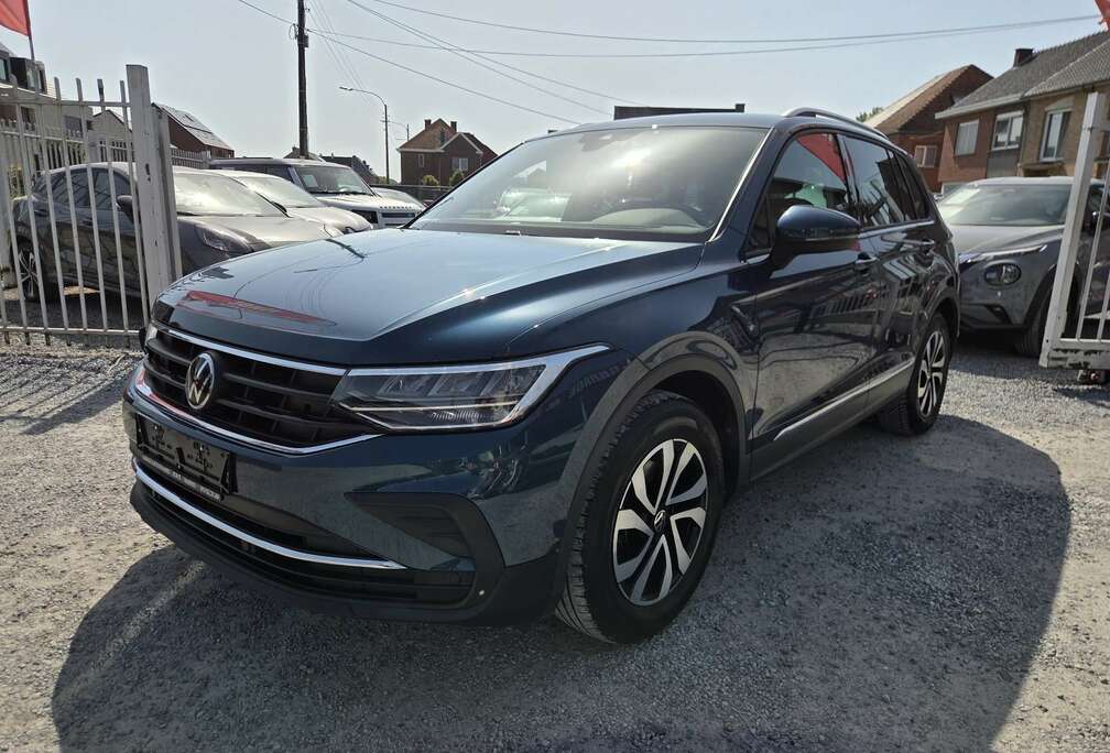 Volkswagen 1.5 TSI DSGNAVICAMCARPLAYADAPCRUISEDABLEDIQ