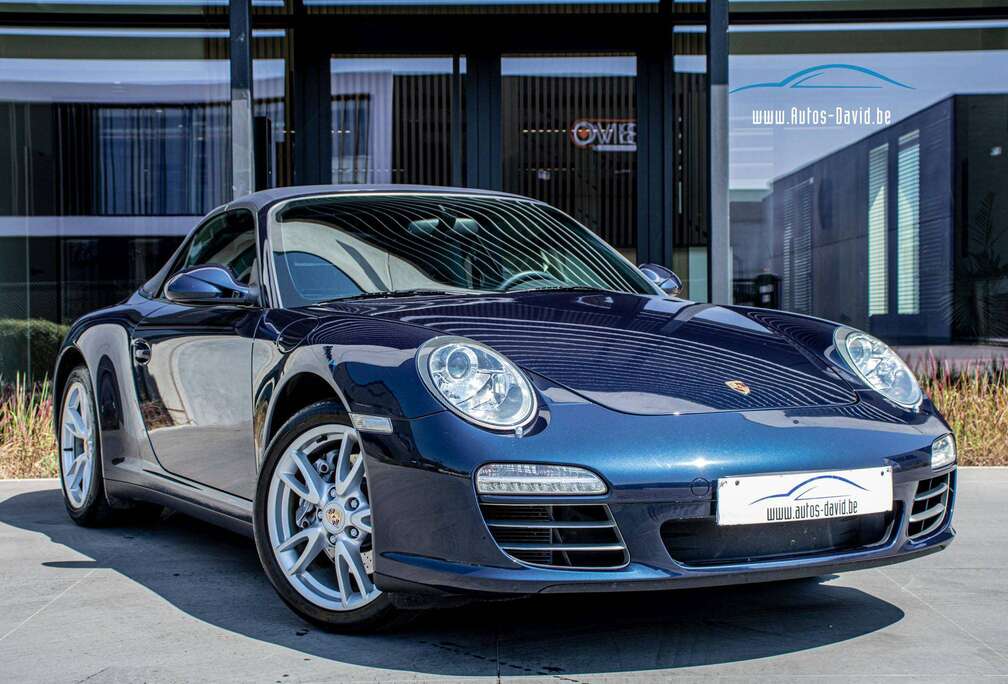 Porsche 997.2 Carrera 4 Cabriolet 3.6i Manueel / HISTORIEK / HARDTOP / AIRCO / ZETELVERWARMNIG / GPS / BELGISCHE WAGEN !