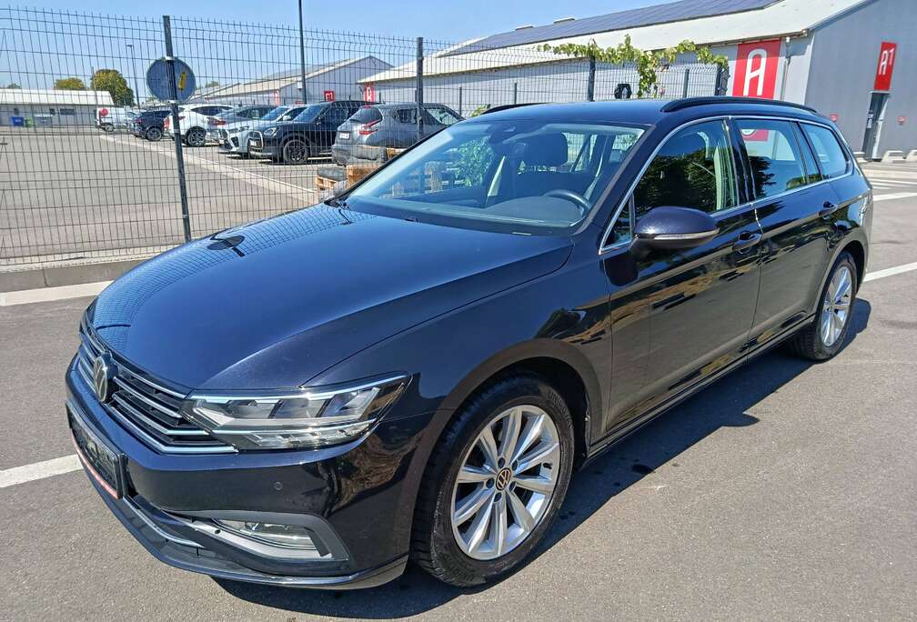 Volkswagen Passat SW 2.0 TDi SCR Elegance DSG