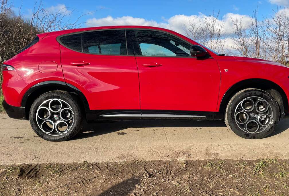 Alfa Romeo Tonale PHEV 1.3 Q4 TI (206 kW) Neuve Prix TVAC