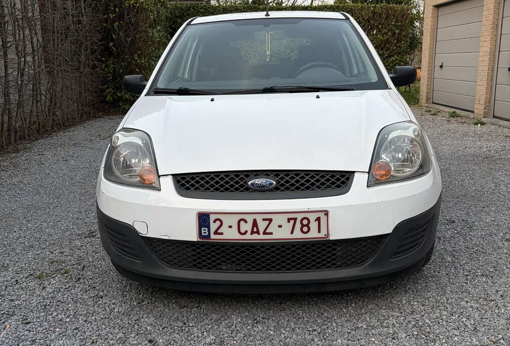 Ford 1.3i Trend