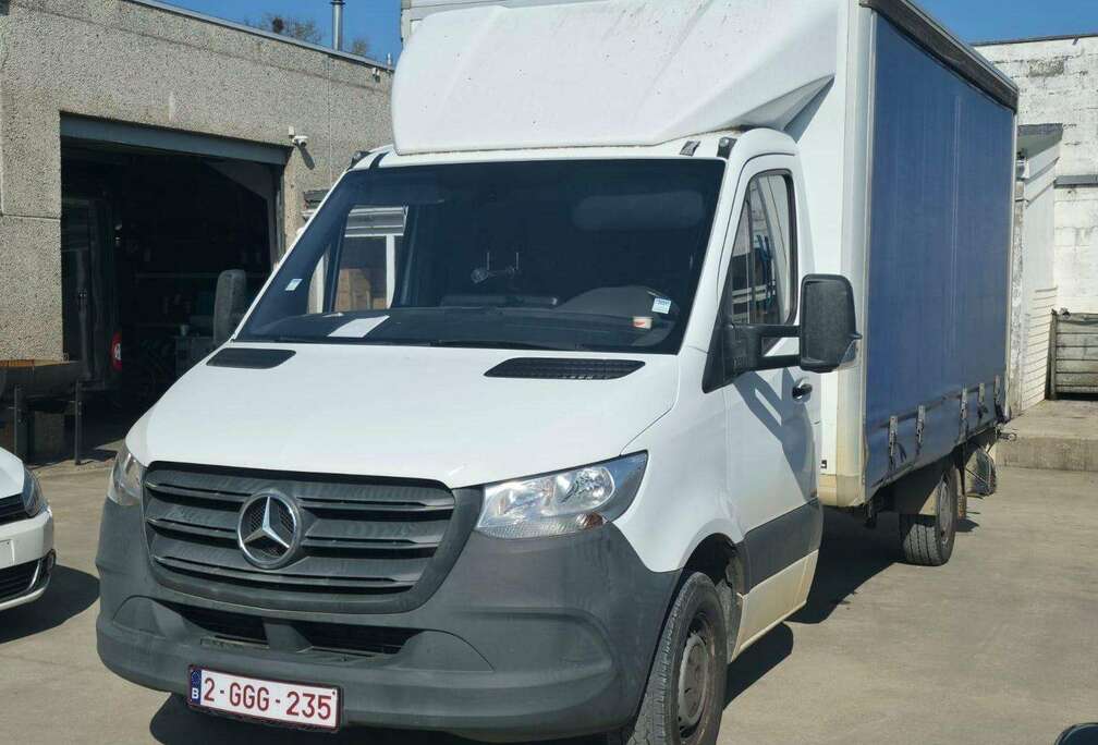 Mercedes-Benz CARGO 2.2 CDI TVAC CRUISE CONTROL PHARE AUTO UNIQUEMENT MARCHAND OU EXPORT
