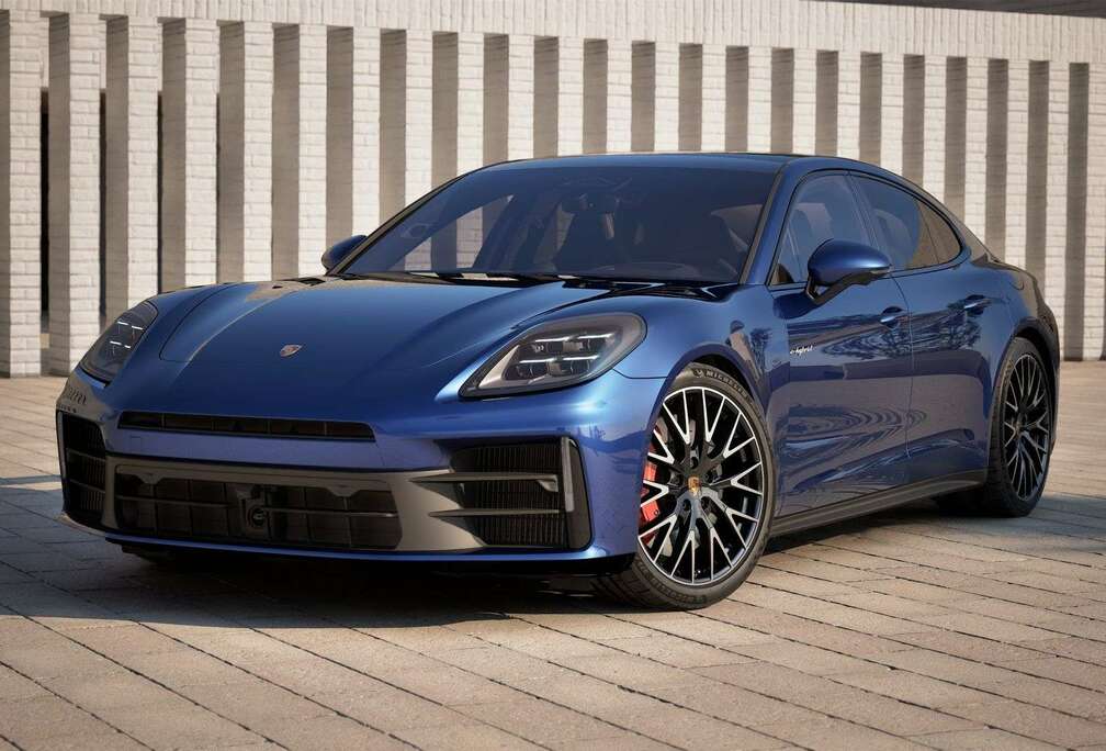 Porsche 4S E-HYB SPORTUITL/ACHTERASST/AIR/HDMATR/PANO/SOFTCL/360/HUD/ACC/BURMESTER/14W/MASSAGE