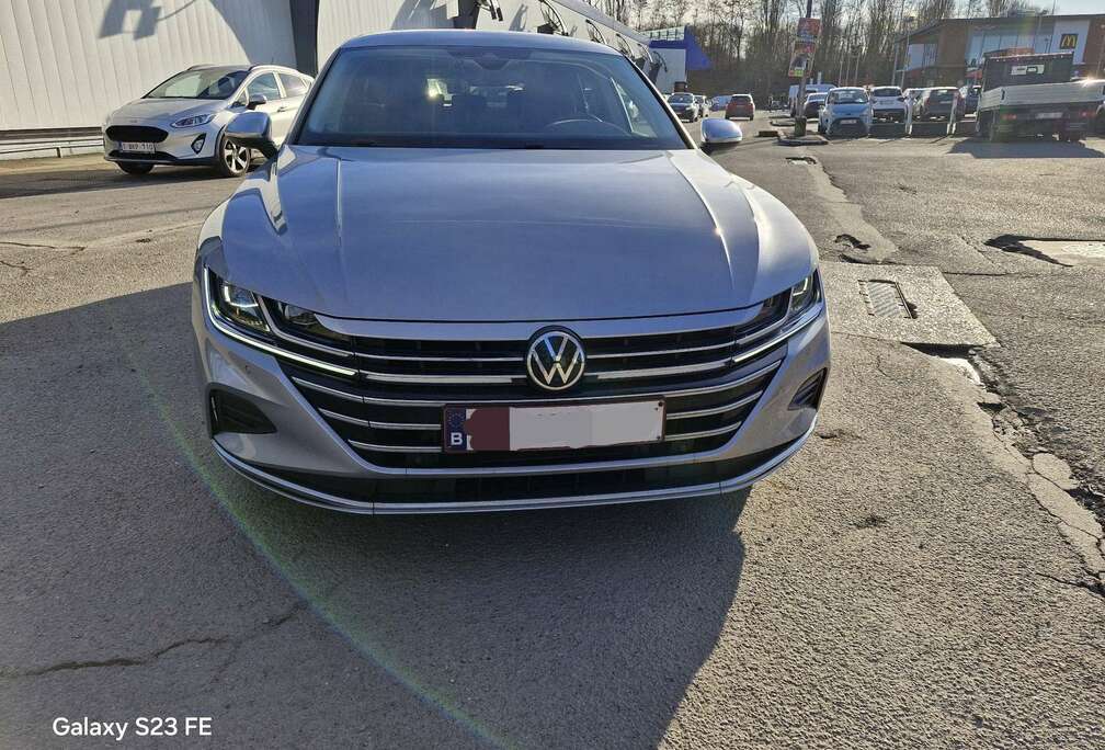 Volkswagen SB 2.0 TDi SCR Elegance DSG