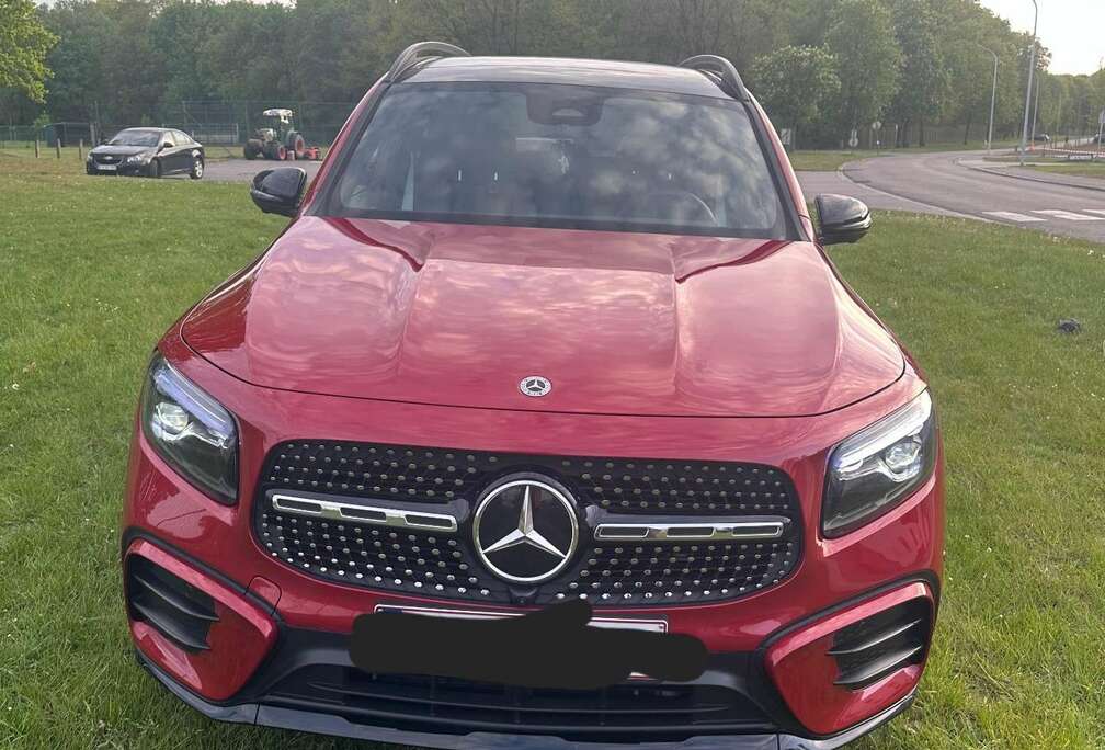 Mercedes-Benz GLB 180 AMG Line