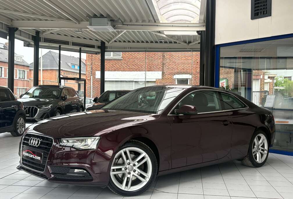 Audi A5 Coupé 2.0 TDi *XENON * CUIR * GPS * PDC * JANTES * 1ER PROP *