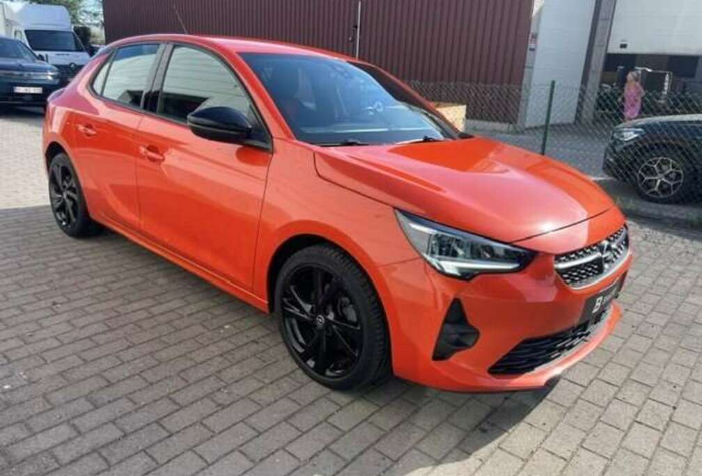 Opel GS 1.5 Turbo Diesel 102pk  Airco  Apple Car P...
